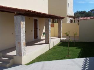 Villa 3BR, furn., pool at Pigi